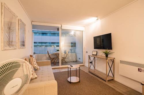 Nice and cozy steps away from Clinica las Condes