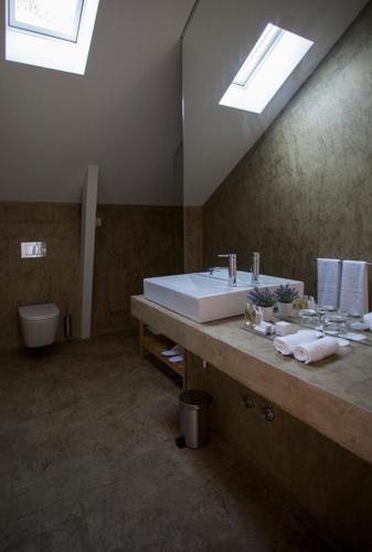 Belomont52 Guest House - image 9