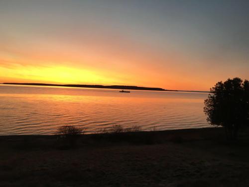 Huron Haven - image 42