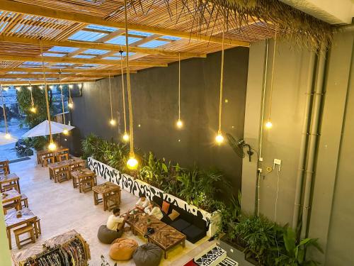 餐厅, 炫彩湾-Twenty Two旗下 (Dazzle bay by Twenty Two) in 米瑞莎