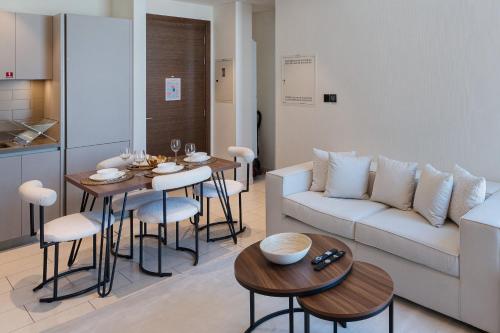 Allsopp & Allsopp - 1-Bedroom Apartment in Sobha Creek Vista A Sobha Hartland - image 2
