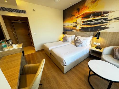 Deluxe Twin Room image 4