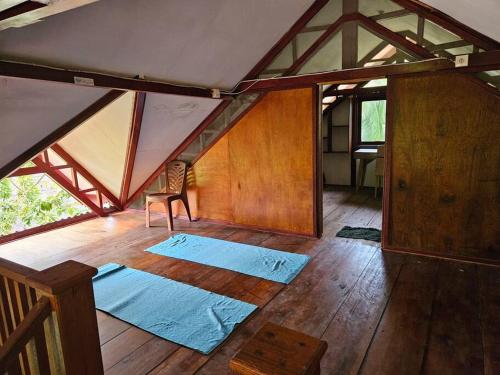 Mentawai Private Villa and Boat at Yantos Place in Katurai