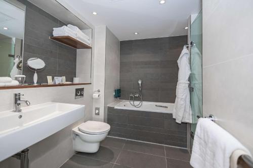 DoubleTree by Hilton Hotel London - Tower of London - image 6