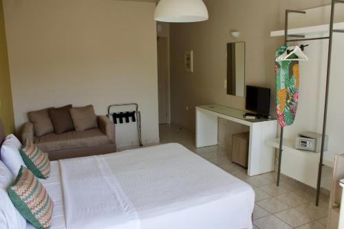 Notos Luxury Studios in Katelios