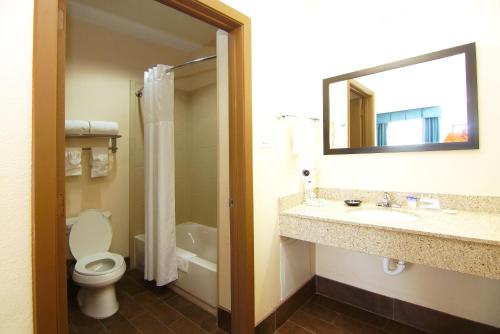 Americas Best Value Inn And Suites Cuero