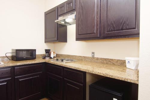 Americas Best Value Inn And Suites Cuero