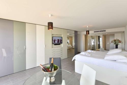 NAUTILIA 106 By AGN - Supérieure Luxe avec Jacuzzi 2 personnes 