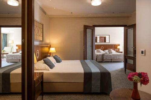Hotel More - image 9