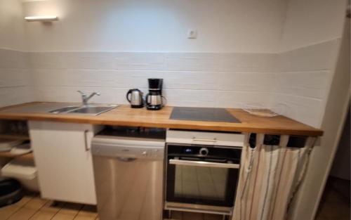 Konyha, Maison Centre ville avec Jacuzzi in La Teste-De-Buch