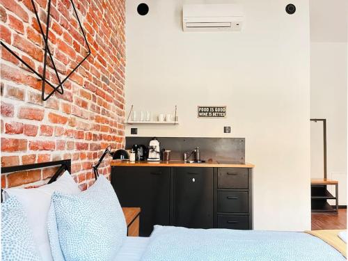 Studio Premium with Balcony and Air Conditioning, Cracow city heart