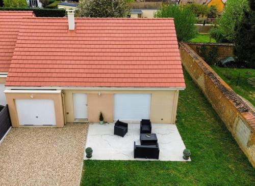 Petite maison, jardin privé clos, classée 3 étoiles (Petite maison, jardin prive clos, classee 3 etoiles) in Louviers