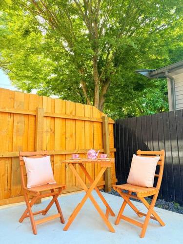 Tranquil 3 Bed Minutes To CBD And Arena, Sleeps 7 in Addington