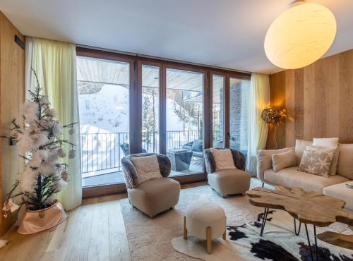 Isard Homes by Select Rentals Isard Homes by Select Rentals