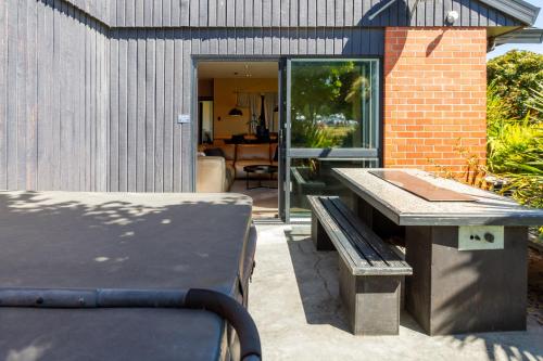 Facilities, Families and Groups, Chch Airport, Spa Pool in Christchurch Airport