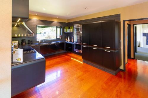 Facilities, Families and Groups, Chch Airport, Spa Pool in Christchurch Airport