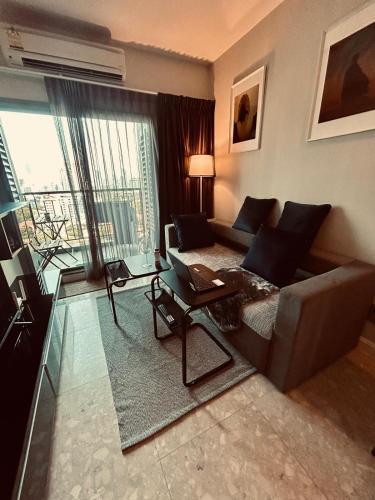 1BR at Thonglor BTS InfinityPool overlooking city, Bangkok (foto 9)