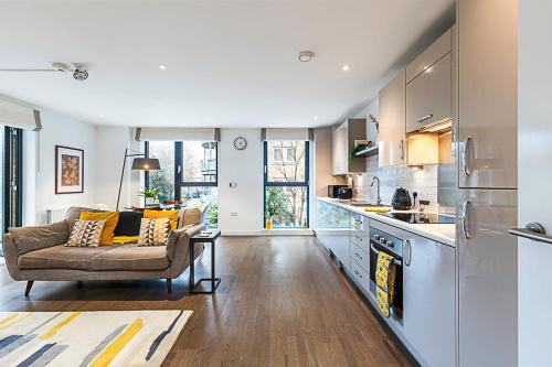 Spacious and Trendy Shoreditch Flat - image 13
