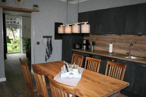 Kitchen, Ferienhof Lucht in Muhbrook