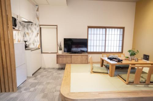 Signature Japanese Family - Non-smoking image 6