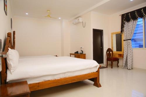 Saba Executive Rooms & Apartments near Charminar