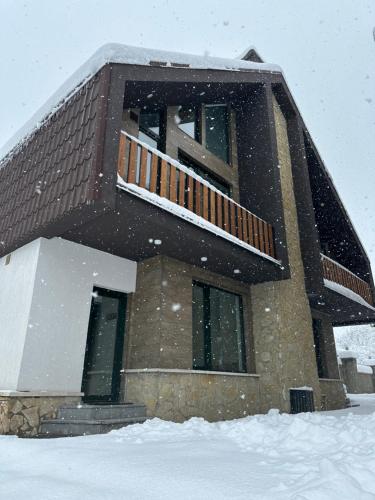 Mount Villa Bakuriani, Bakuriani