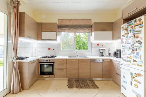 Eretria Shared Rooms in Magoula (Eretria)