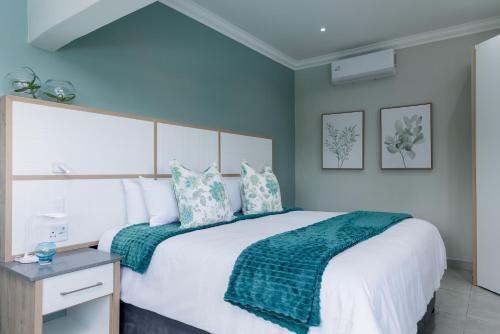 2 twin beds