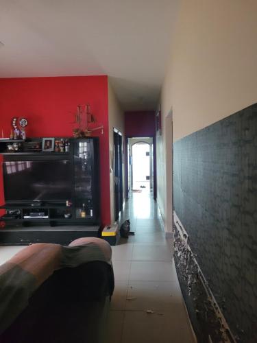Casa em Bertioga pé na areia