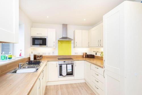 BOURNECOAST - DETACHED HOUSE with PARKING and GARDEN - HB7358, Christchurch (fotografie 7)