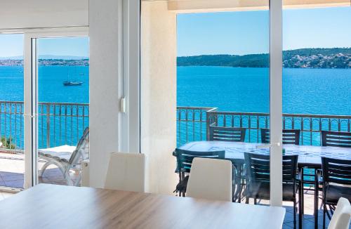 Big Flat! For 6, Mighty Fine View!, Trogir (zdjęcie 9)