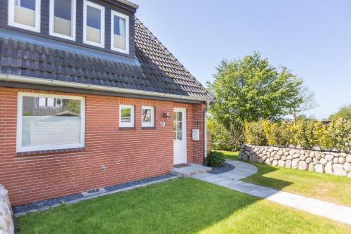 Holiday Home image 1
