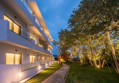 Exterior view, South Coast Hotel in Makris Gialos