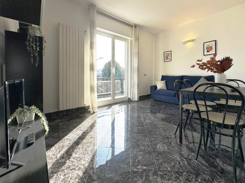 RED HOUSE - BEAUTIFUL APARTMENT - METRO m1 4