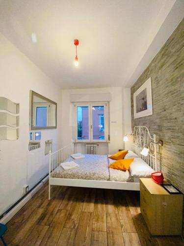 Deluxe Double Room with Shower room in Europe Station Rooms