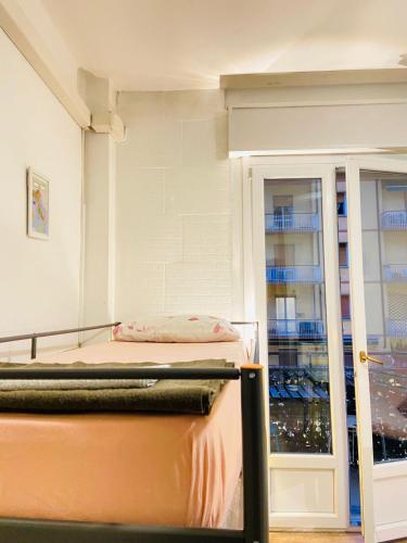 Europe Station Rooms - image 4