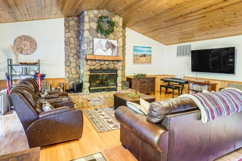 Fire Pit, Gazebo and Grill Family Cabin in Arnold!, Arnold (photo 3)