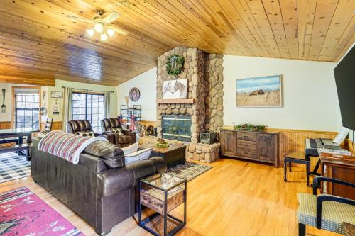 Fire Pit, Gazebo and Grill Family Cabin in Arnold!, Arnold (photo 5)