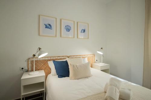 Apartment with Shower image 1