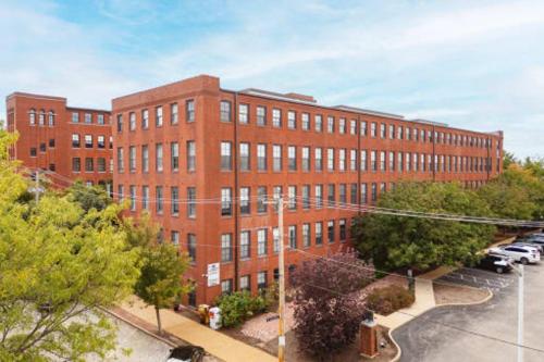 Lafayette 107 I Modern & Vintage 1bd Apartment in Saint Louis, USA