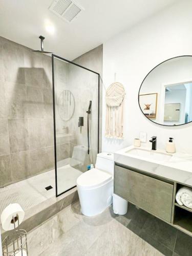 Sunny 1BR with Large Outdoor Lounge Space - SH4LAD, Los Angeles (fotografie 2)