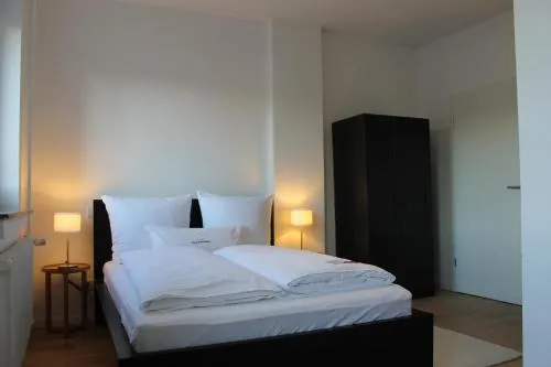 Gästehaus Friedrichstraße Ruhiges Zimmer mit Bad zum Innenhof in Paderborn, Deutschland