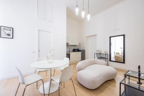 Blu Suite by NapoliApartments, Naples