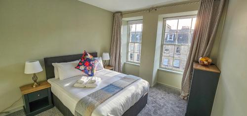 Royal Mile - Bright 2 Bedroom Apartment, Édimbourg (photo 8)