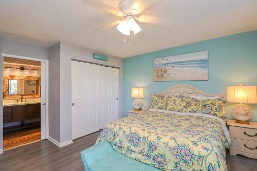 Ocean Village Club O16 - image 19