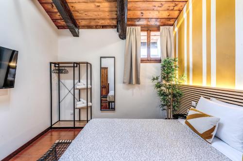 Elena Vatican Apartment, Рим (фото 2)