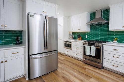 Cheese Head Hideaway by Simple Life Rentals