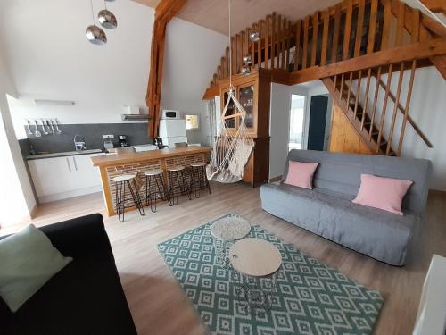 2 bedrooms, 3 beds