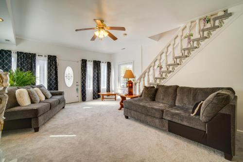 Eclectic Atlantic City Home about 1 Mi to Casinos! in Atlantic City, USA