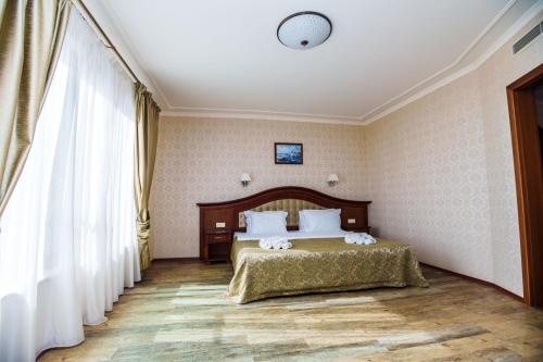 Aqua View Spa Boutique Hotel Room Type - Family Room with Side Sea View
